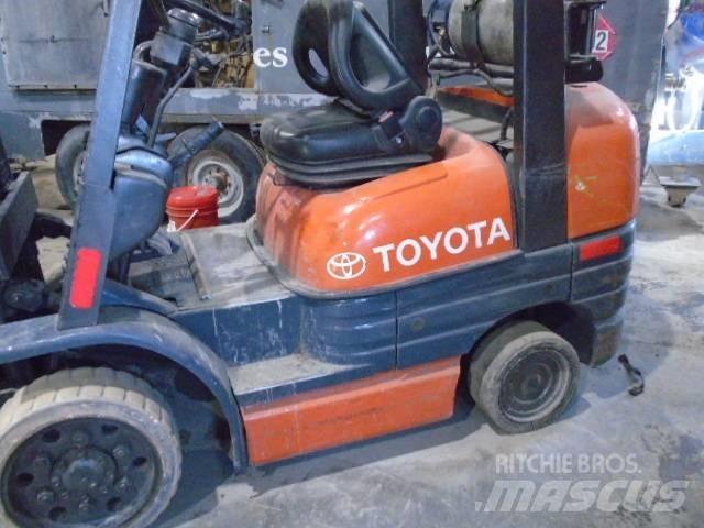 Toyota 52-6 FG U 30 Камиони за херавни местности