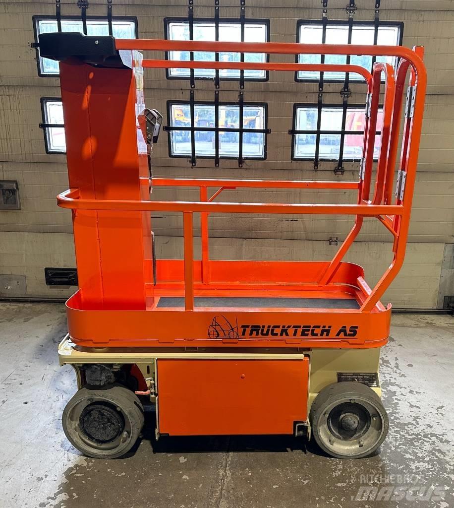 JLG 1230 ES Ножични работни платформи