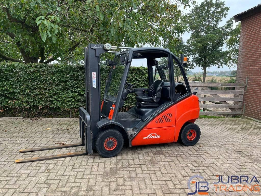 Linde H25T Камиони с АГУ