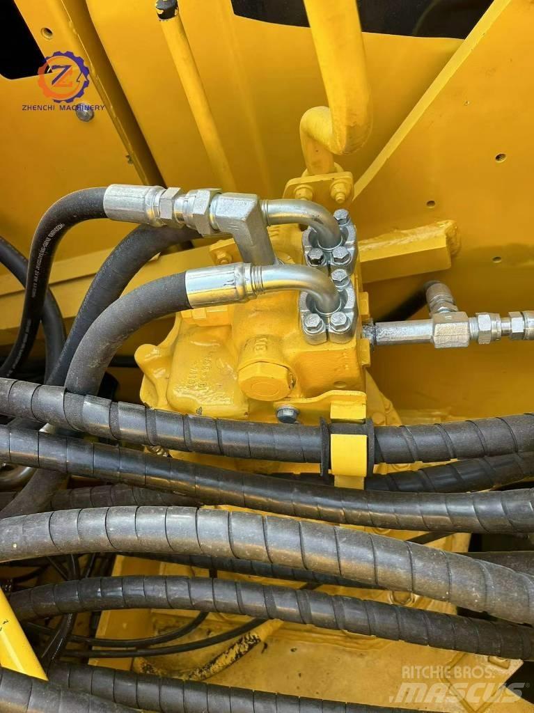 Komatsu PC 220-8/ Верижен екскаватор