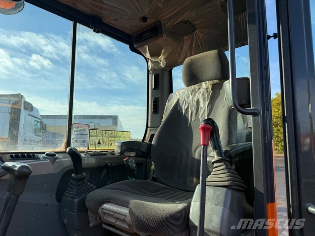 Doosan DX 63-3 Мини екскаватори < 7 т