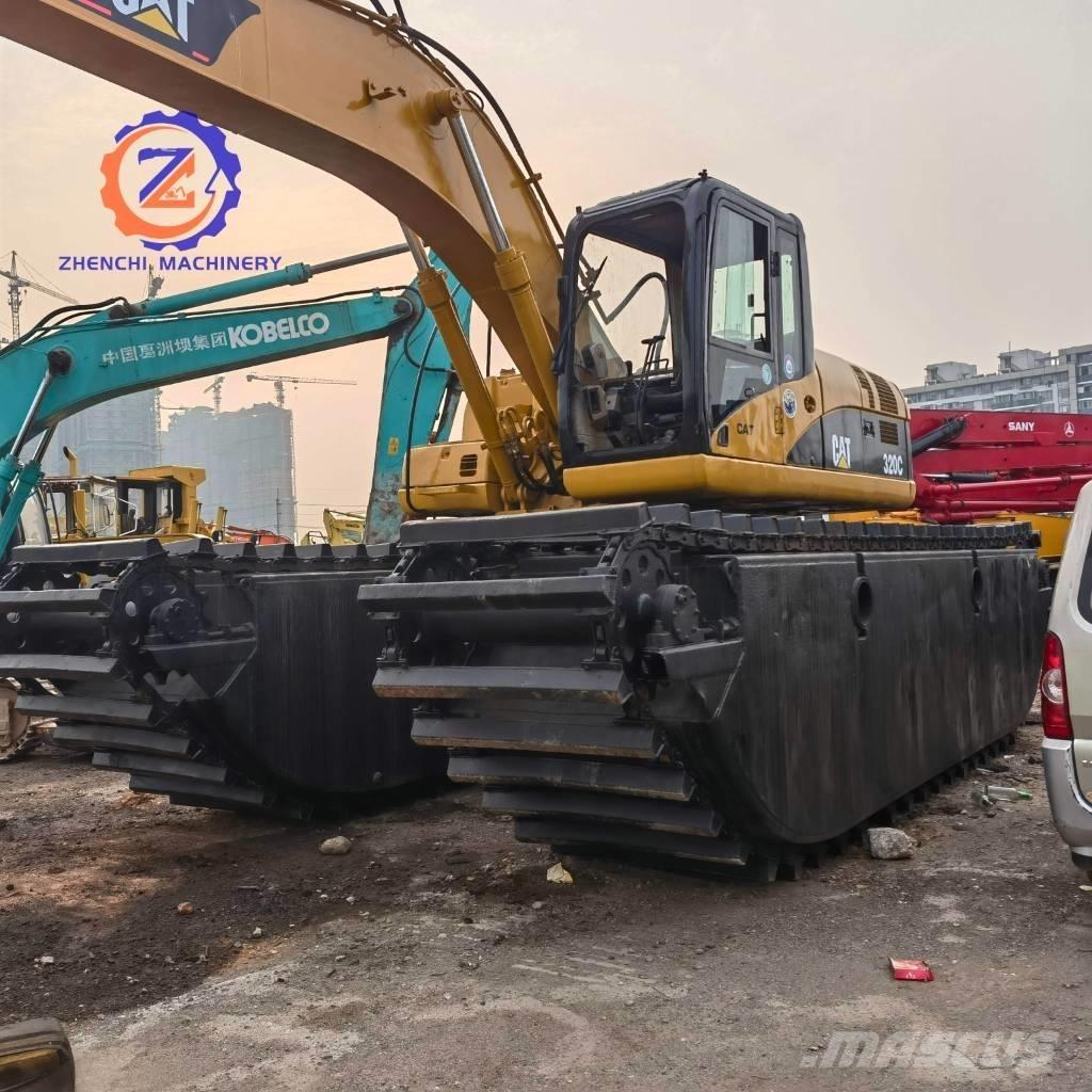 CAT 320 C Багери амфибии