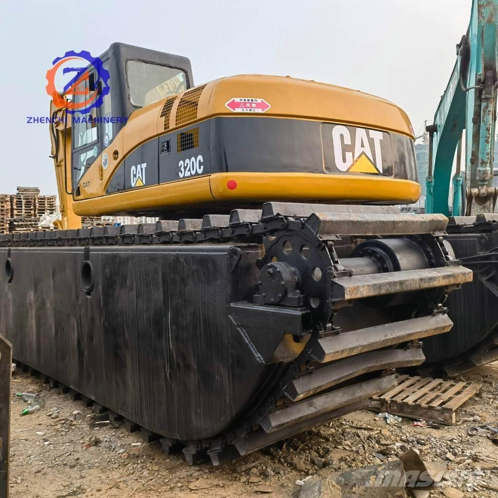 CAT 320 C Багери амфибии