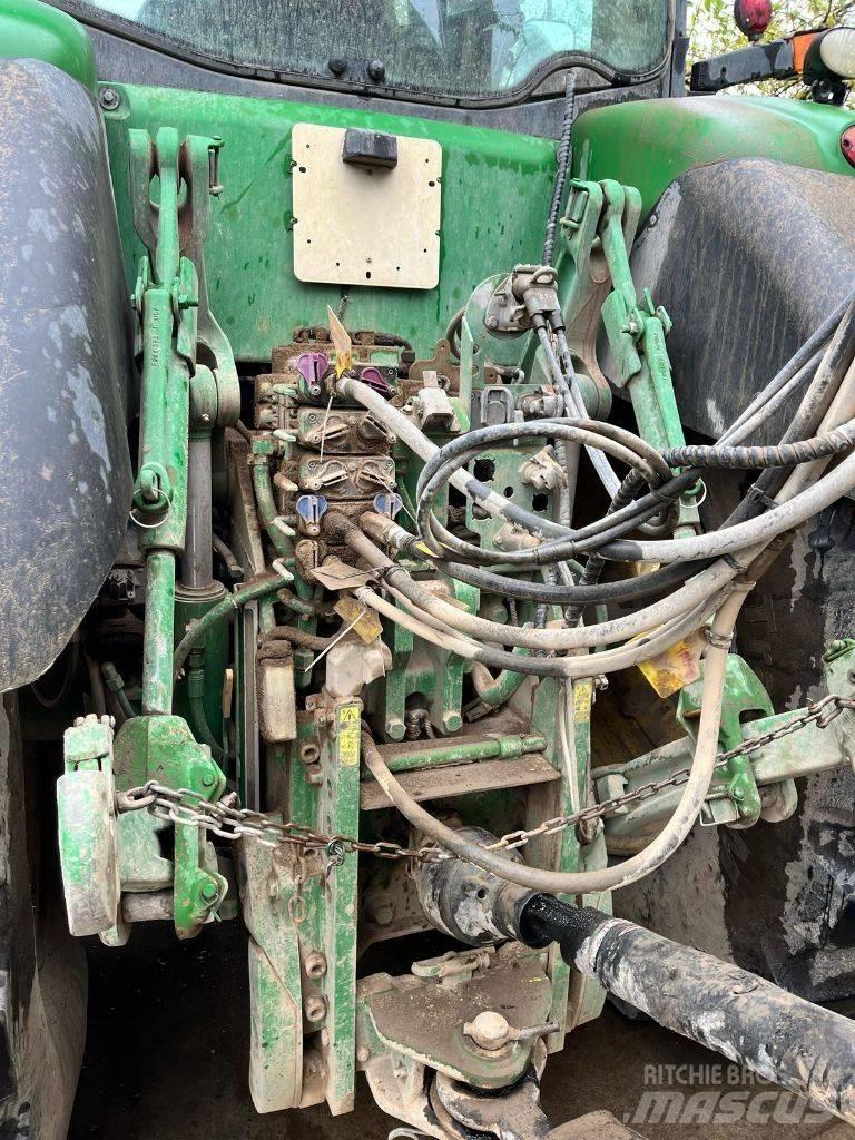 John Deere 7230 R Трактори
