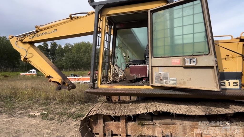 CAT 215 Верижен екскаватор
