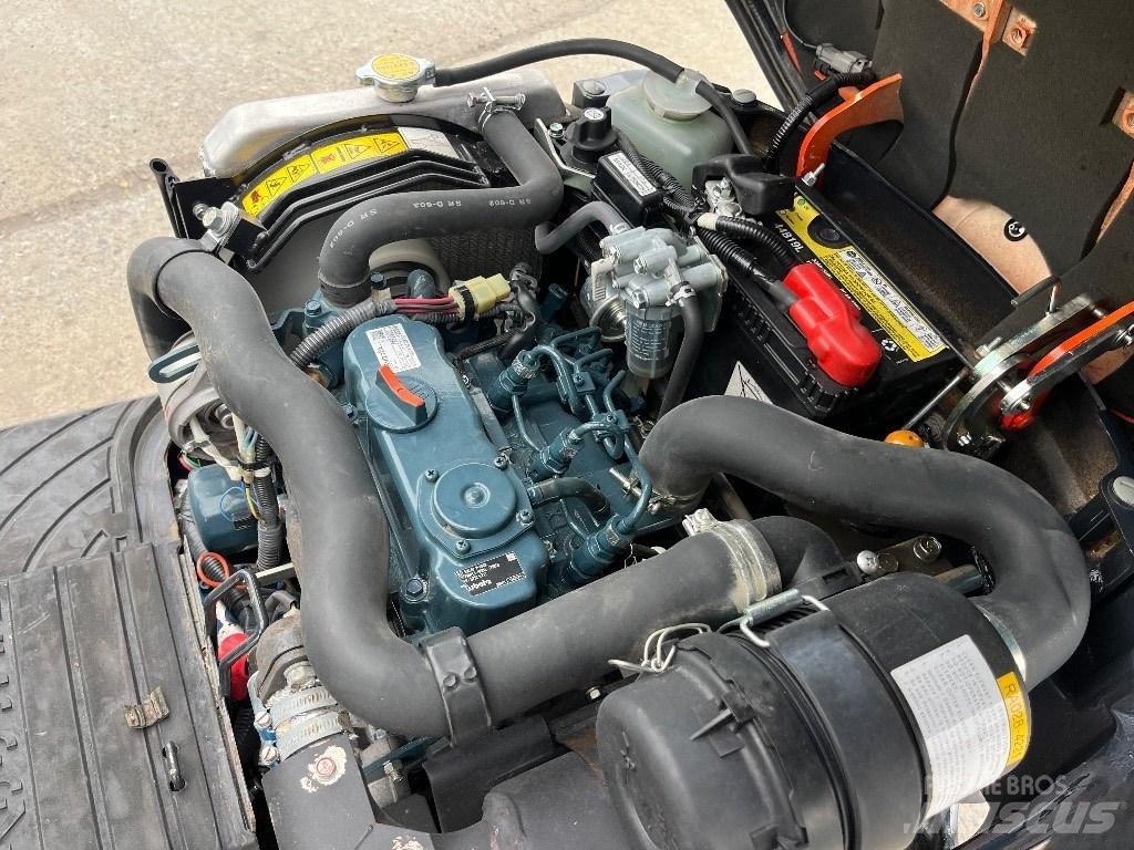 Kubota K 008-5 Мини екскаватори < 7 т
