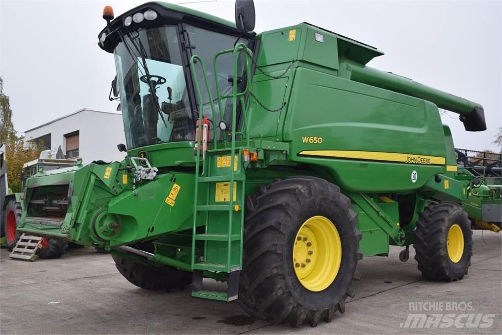 John Deere W 650 Комбайни