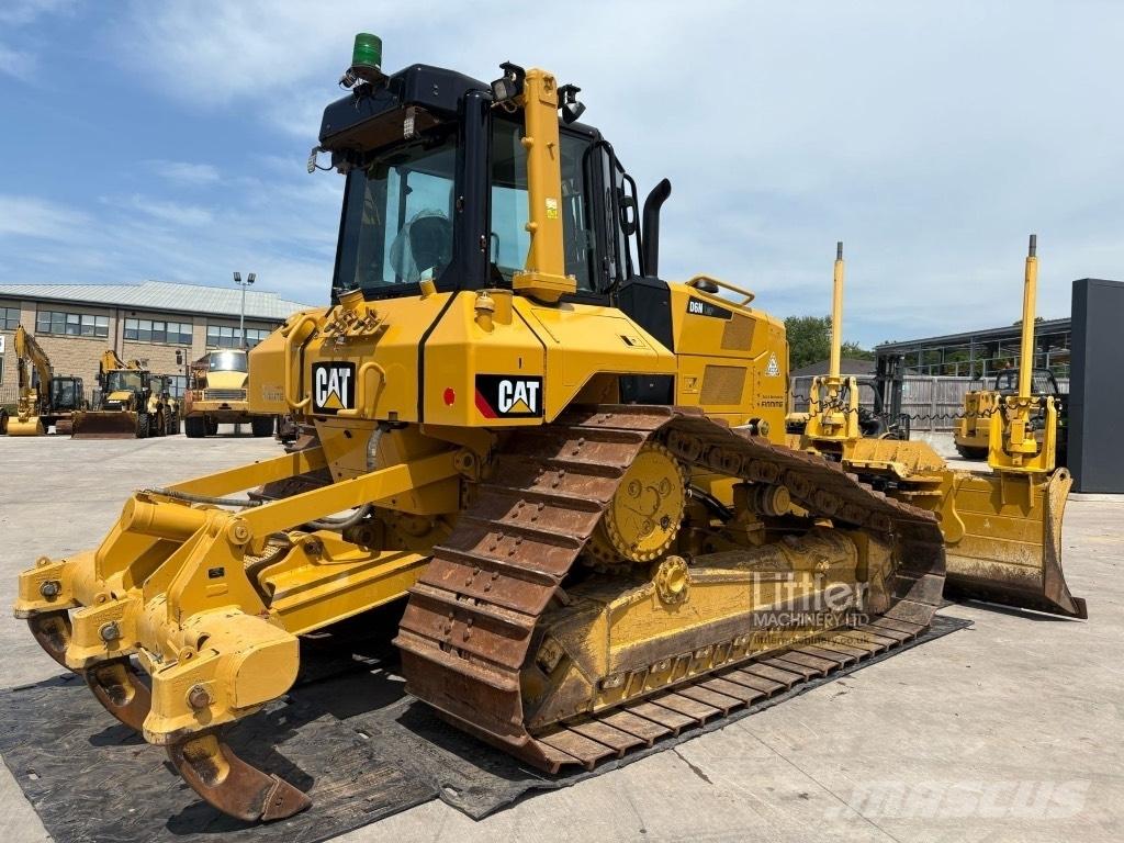 CAT D 6 N LGP Верижни булдозери
