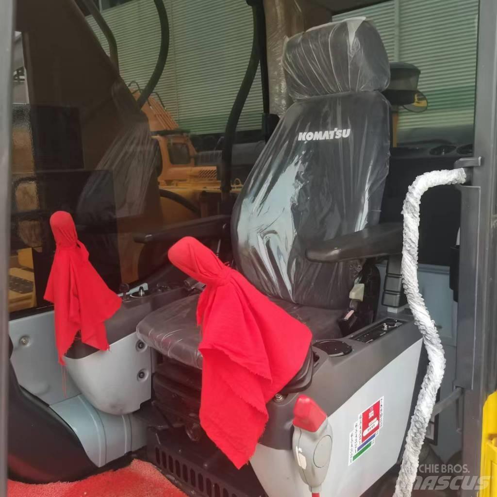 Komatsu 220-8 Мини екскаватори < 7 т