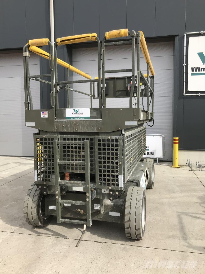 JLG M3369 (4331) Ножични работни платформи