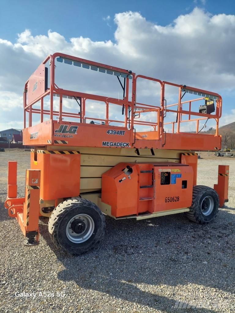 JLG 4394 RT Ножични работни платформи