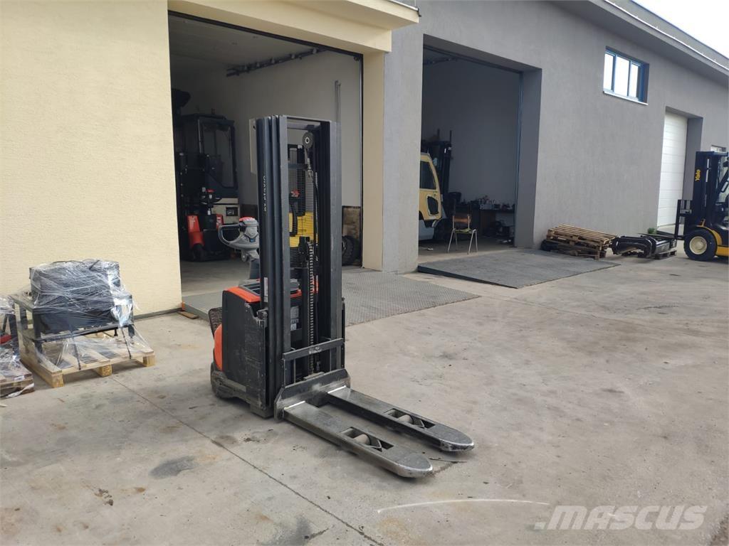 BT SWE120 Самоходни товарачи