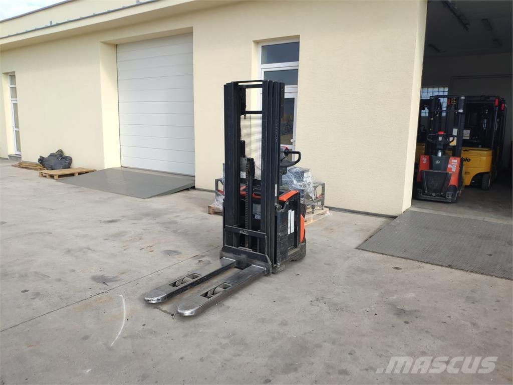 BT SWE120 Самоходни товарачи