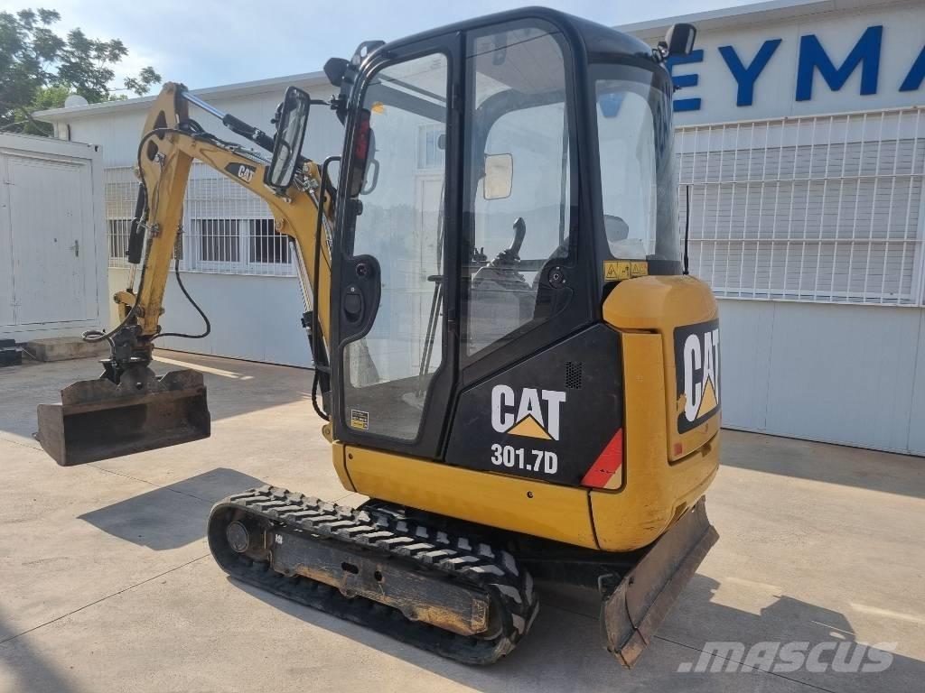 CAT 301.7 D Мини екскаватори < 7 т