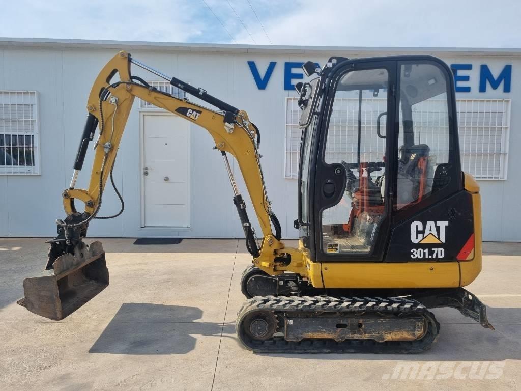 CAT 301.7 D Мини екскаватори < 7 т