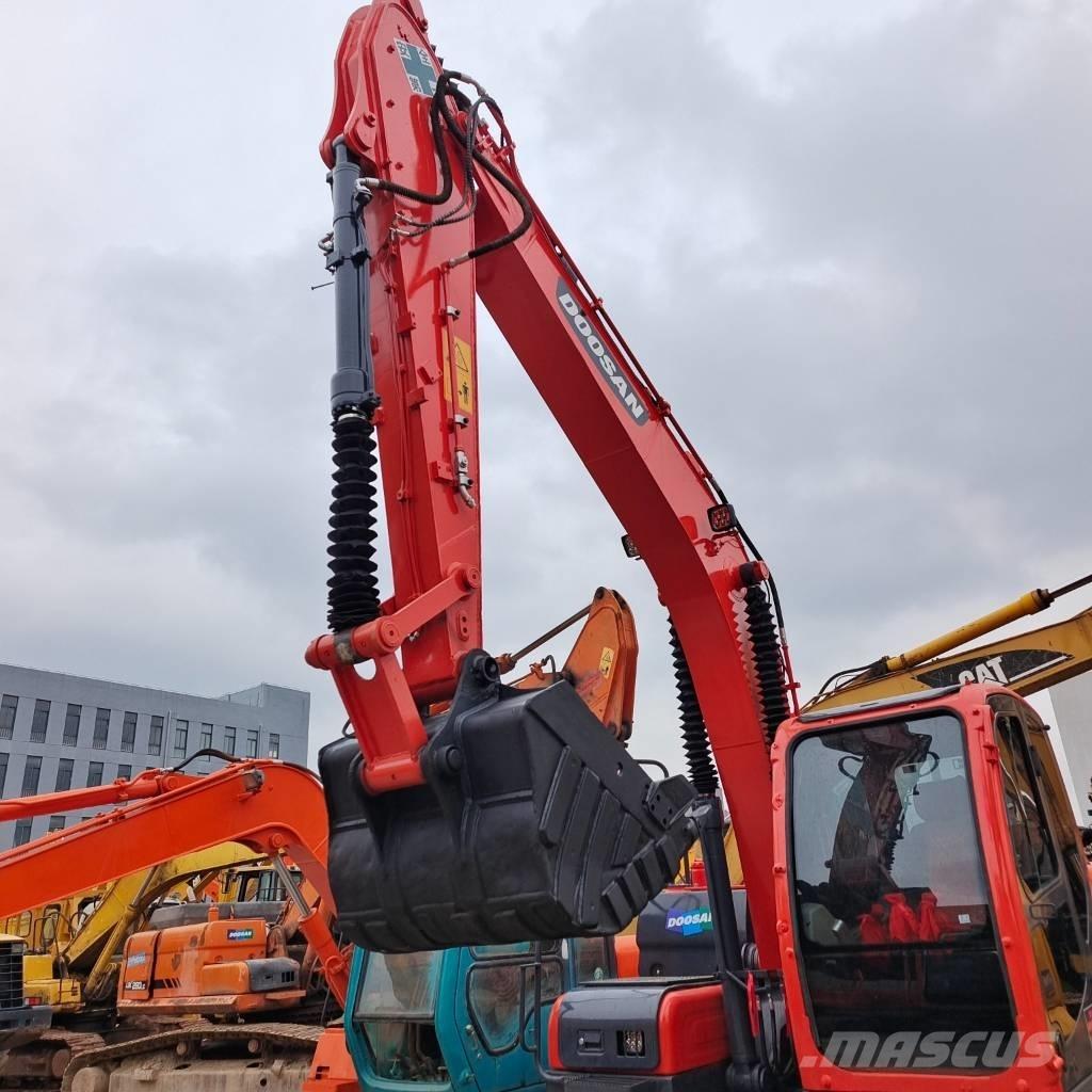 Doosan DX 150 LC Верижен екскаватор