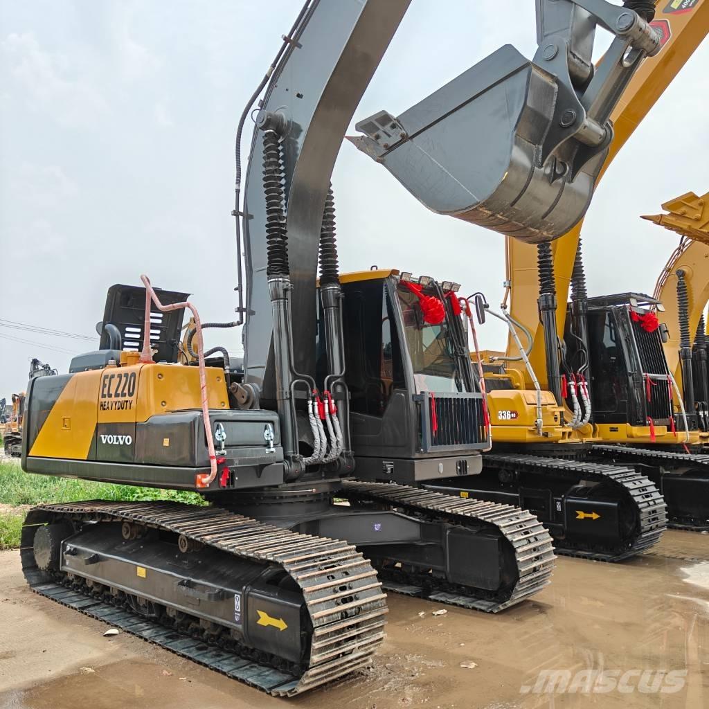 Volvo 220D Верижен екскаватор