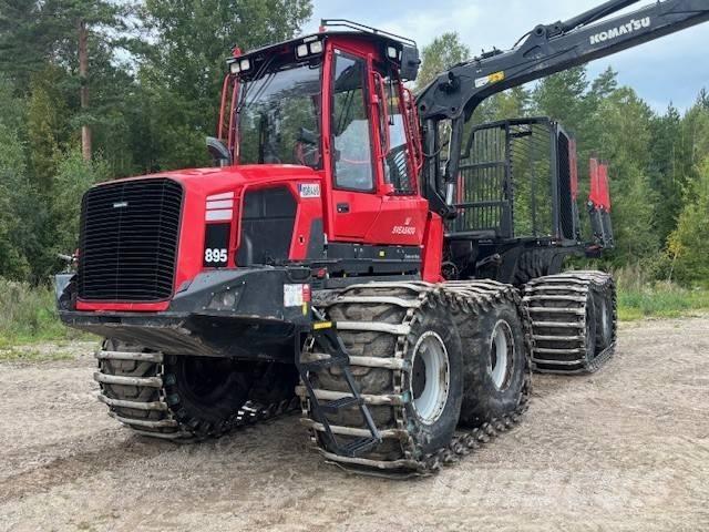 Komatsu 895 Форуардери