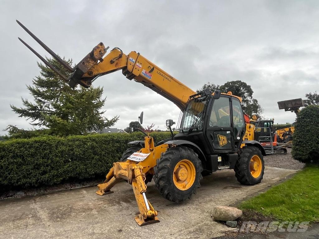 JCB 535-140 Телескопични товарачи