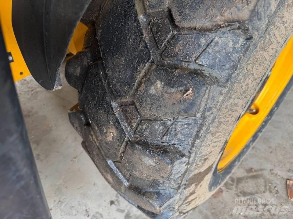 JCB 535-95 Телескопични товарачи