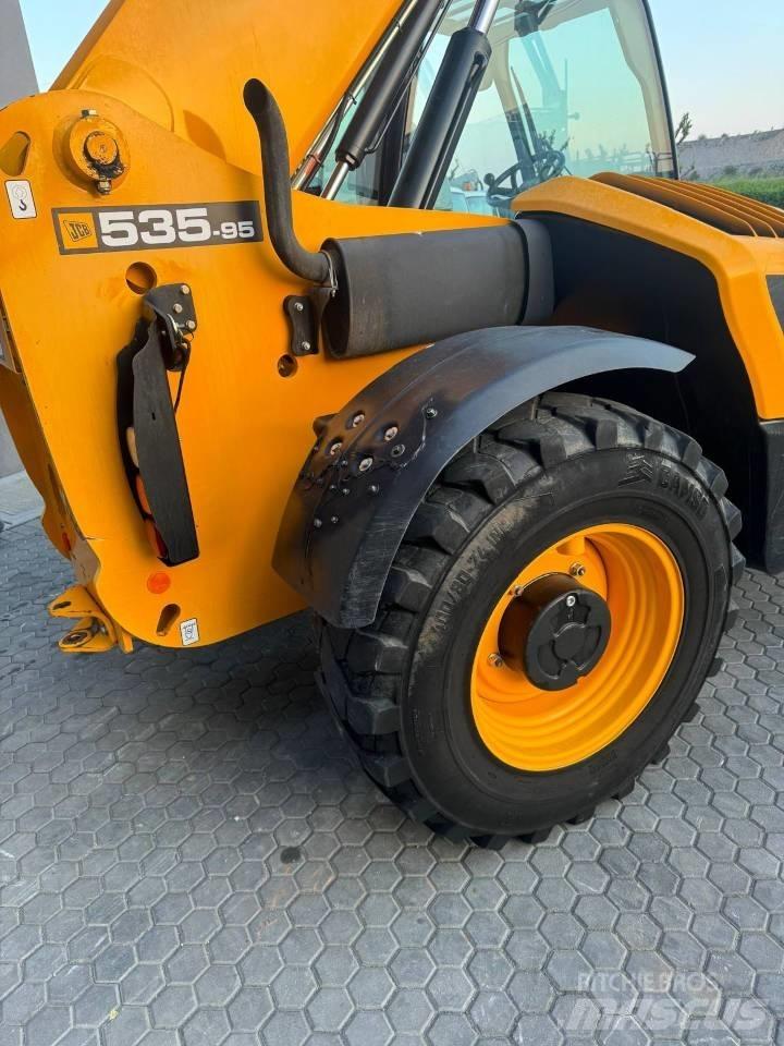JCB 535-95 Телескопични товарачи