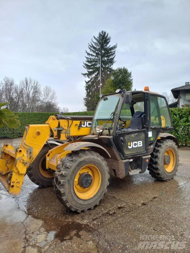 JCB 535-95 Телескопични товарачи