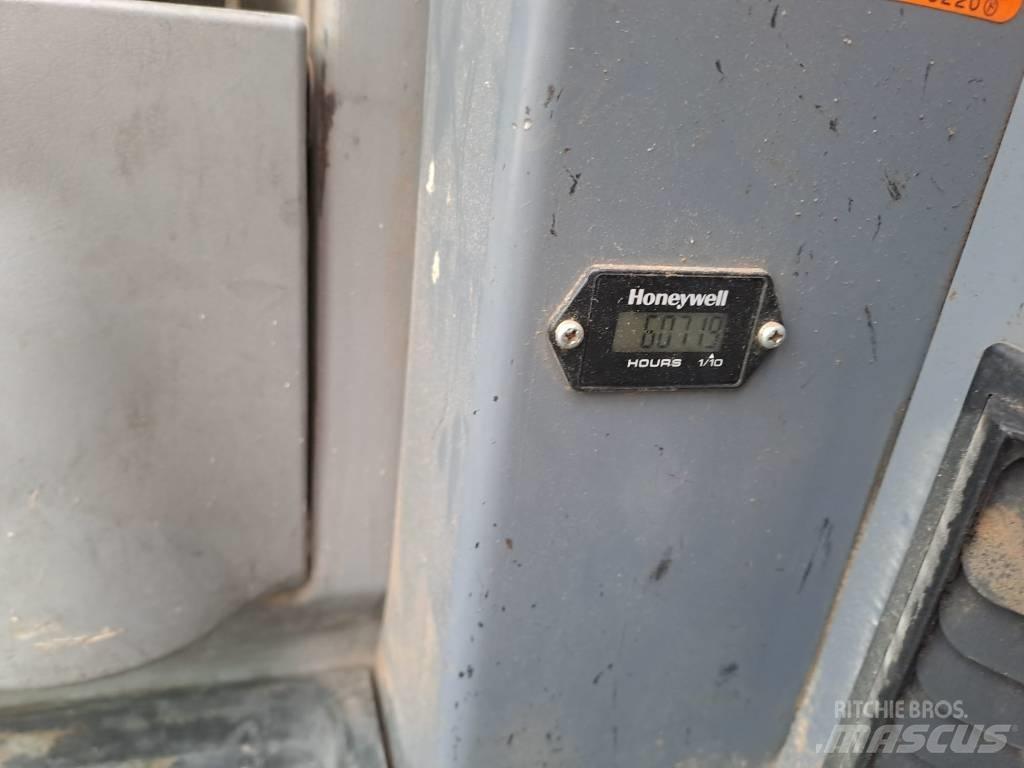 Takeuchi TB 250 Мини екскаватори < 7 т