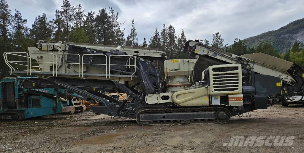 Metso LT 220 D Мобилни трошачки
