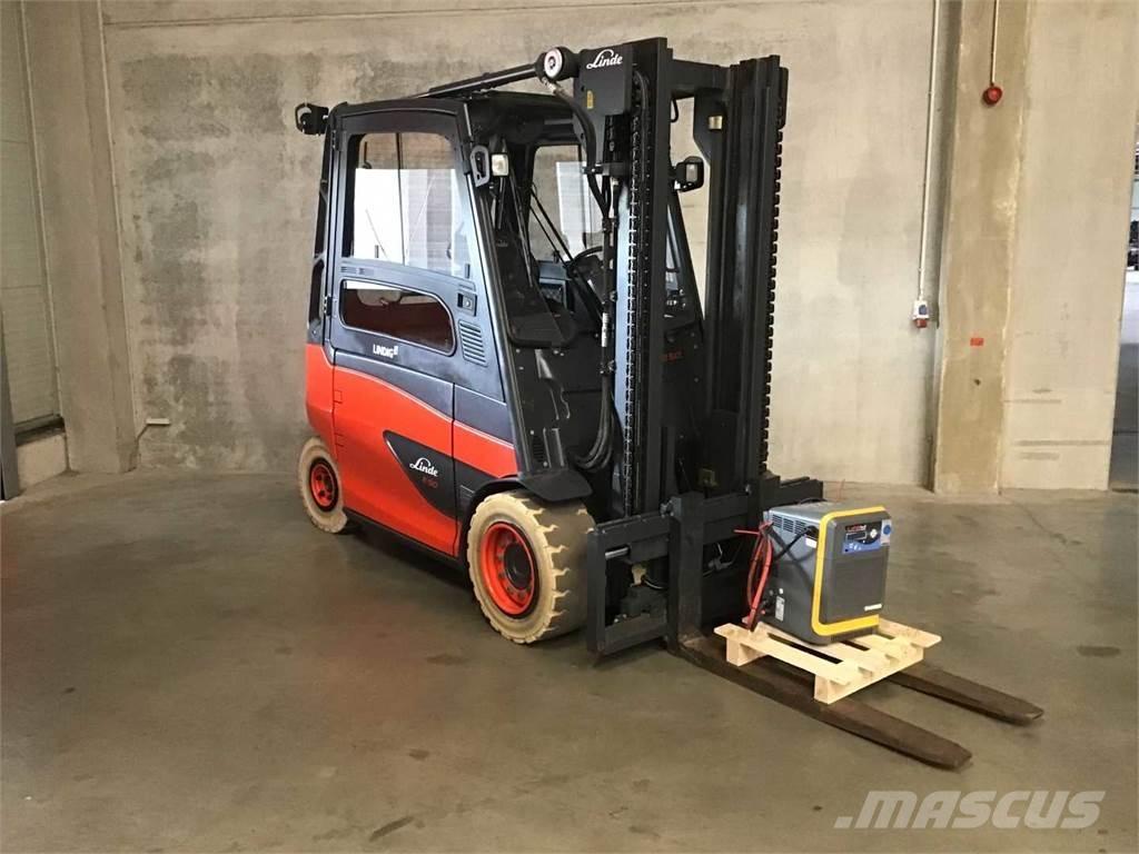 Linde E50HL Електрически вилични кари-повдигачи