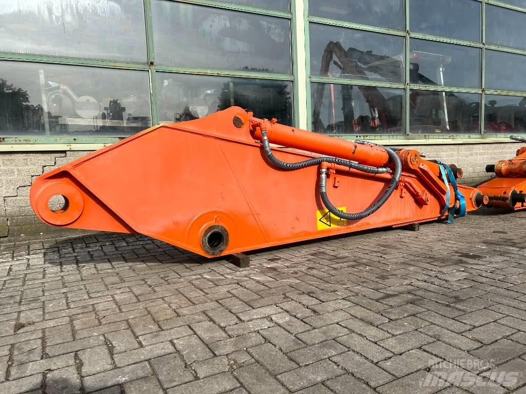 Hitachi ZX 350 LC Товарачи със заден ескаватор