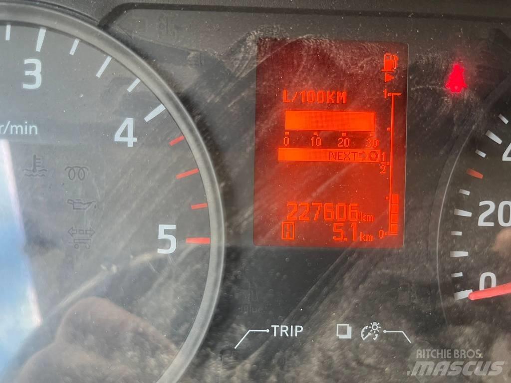 Nissan Cabstar E Комби / вакуум камиони
