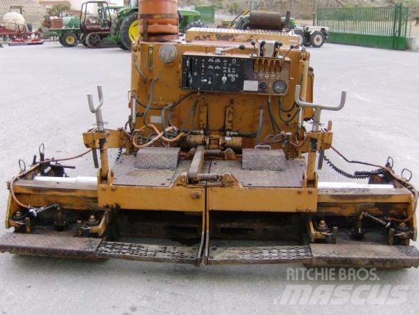 Case F25V Машини за асфалт