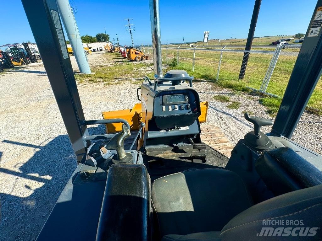 DEERE 450J Верижни булдозери
