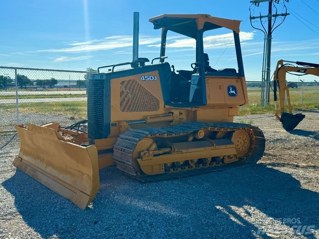 DEERE 450J Верижни булдозери

