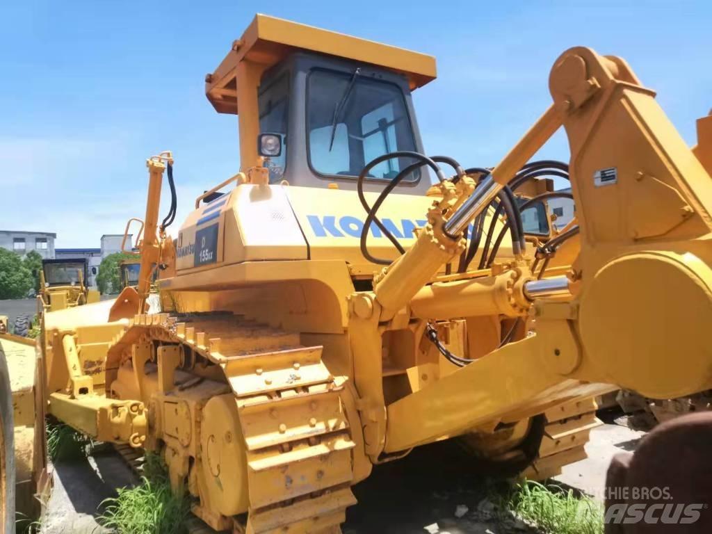 Komatsu D 155 Верижни булдозери
