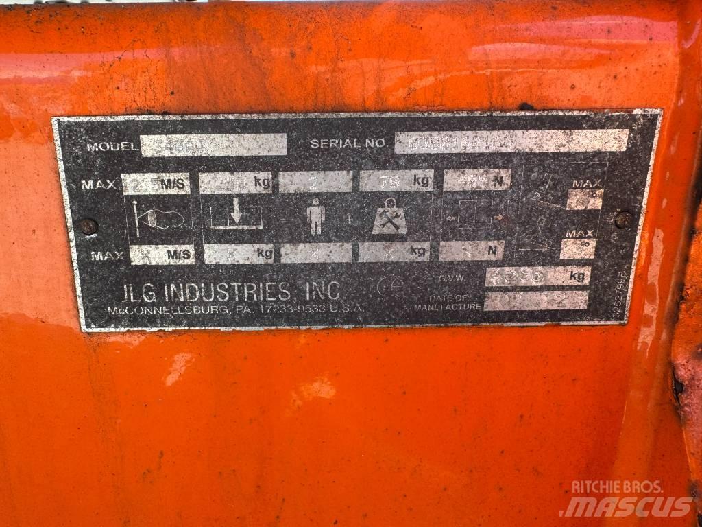 JLG 340AJ Съчленени стрелови подемници