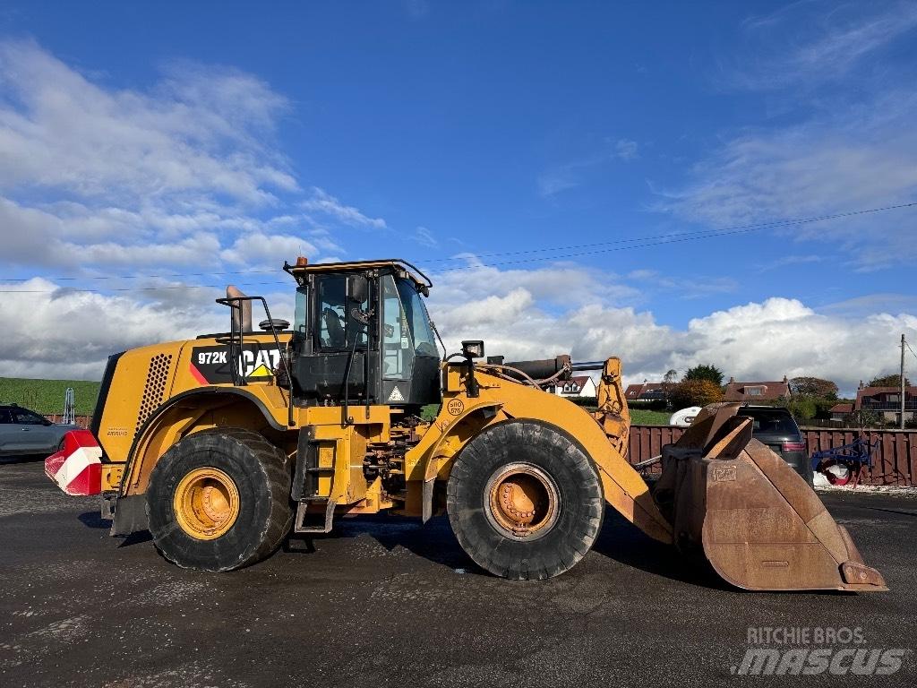 CAT 972 K Колесни товарачи