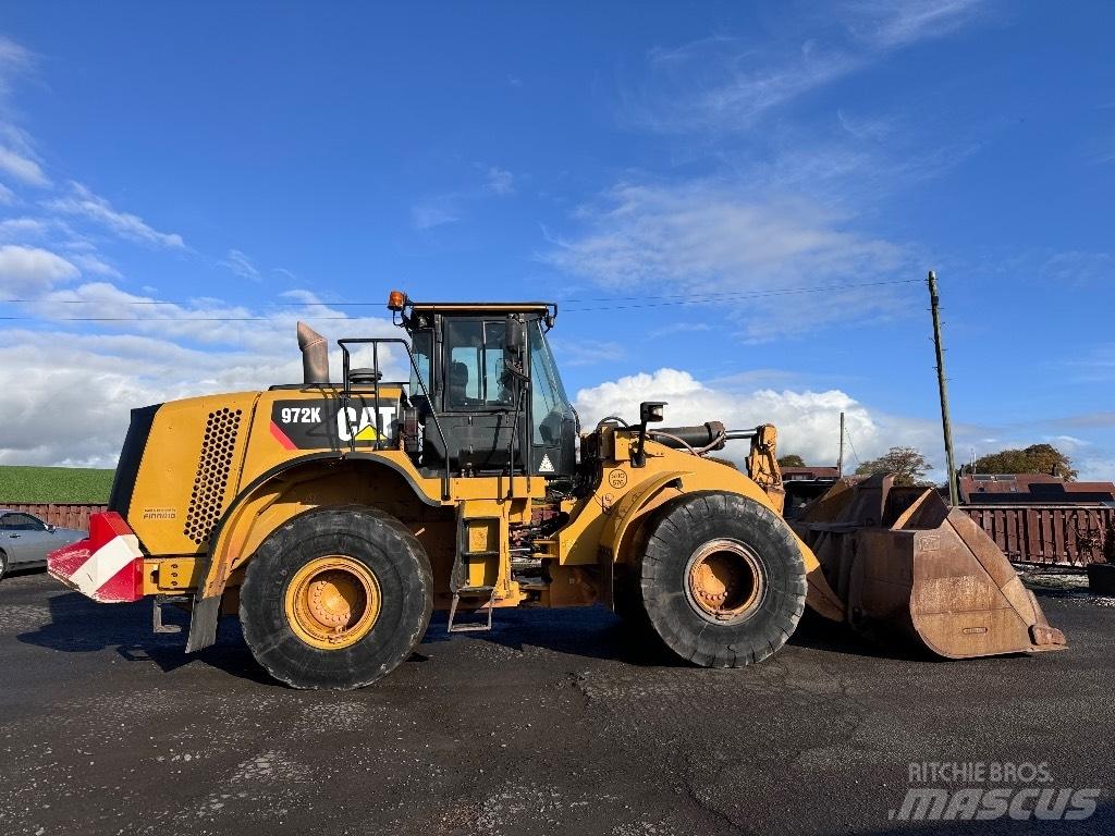 CAT 972 K Колесни товарачи