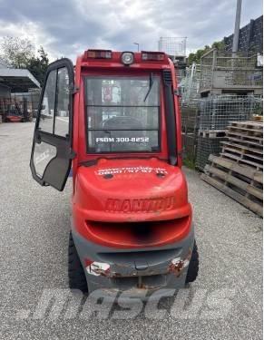 Manitou MI 30 D Дизелови камиони