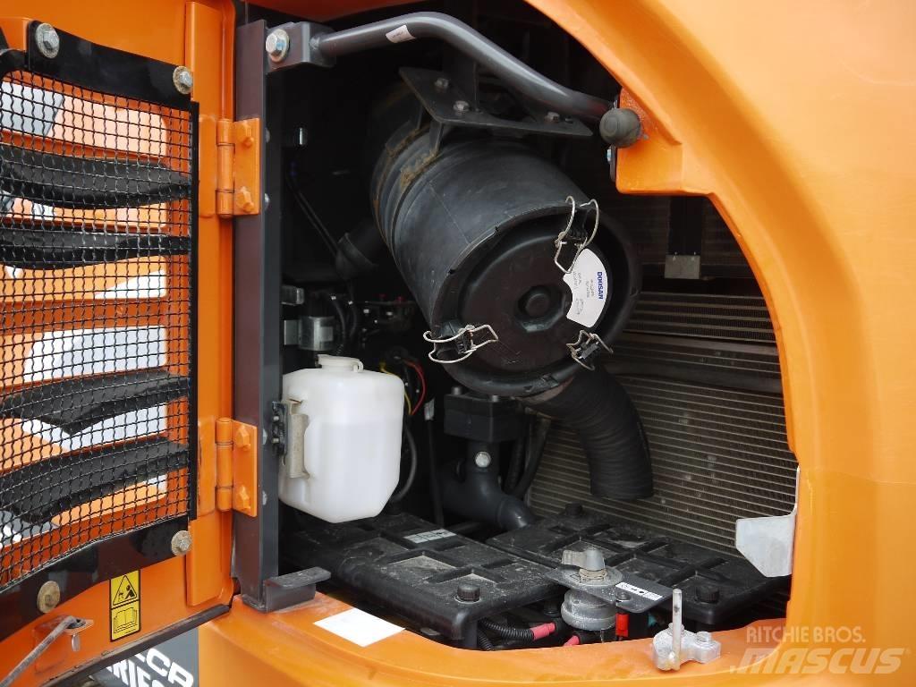 Doosan DX 140 LCR-5 Верижен екскаватор