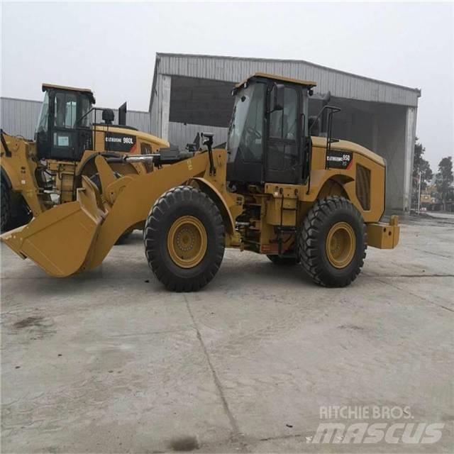 CAT 950G Колесни товарачи