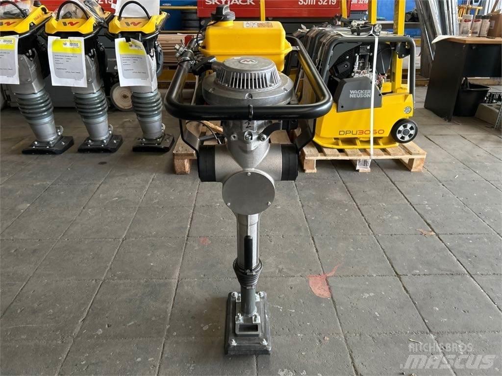 Wacker Neuson BS30 Пробки