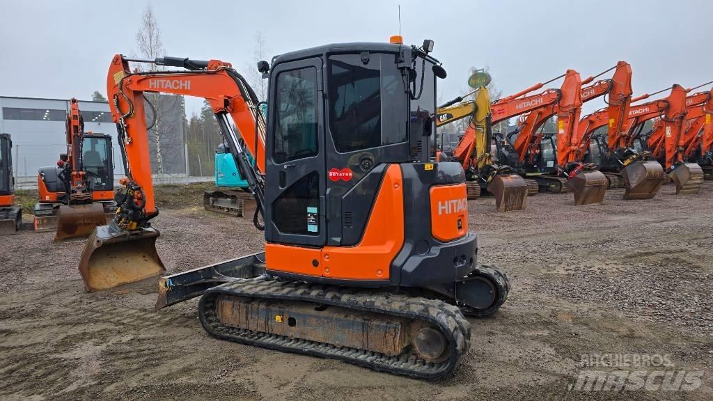 Hitachi ZX55-5A CLR Мини екскаватори < 7 т