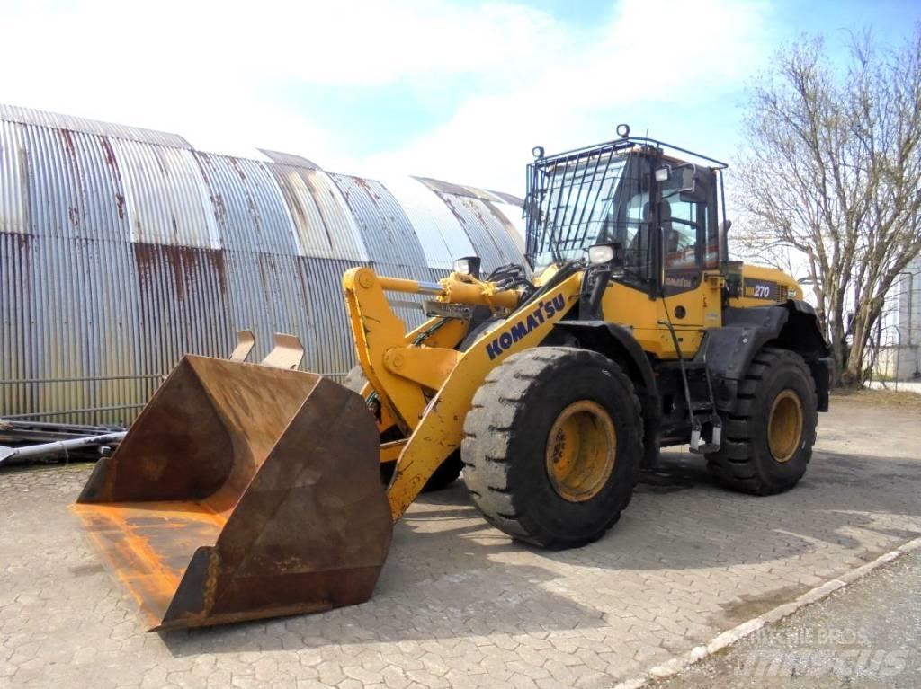 Komatsu WA 270-7 Колесни товарачи