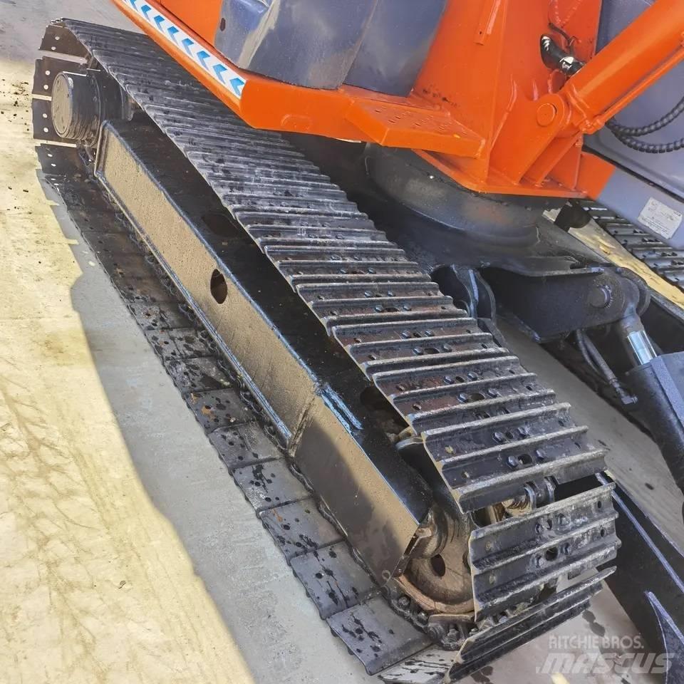 Hitachi ZX70 Верижен екскаватор