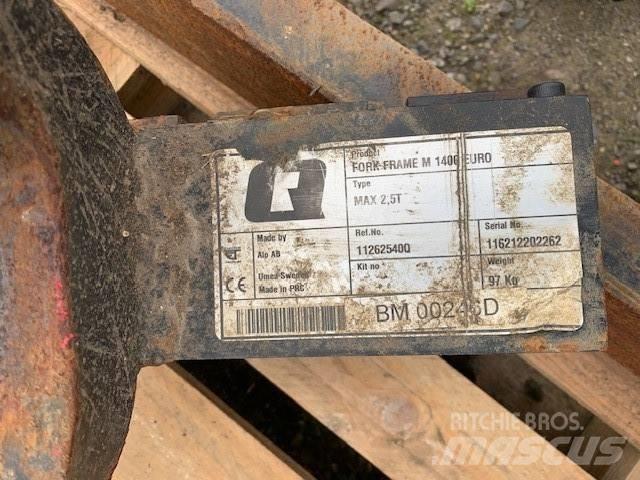 Ålö PALLET TINES Други товарещи и копаещи и аксесоари