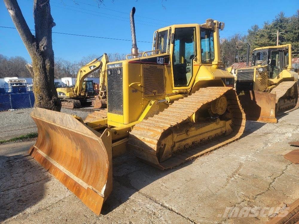 CAT D 5 N LGP Верижни булдозери
