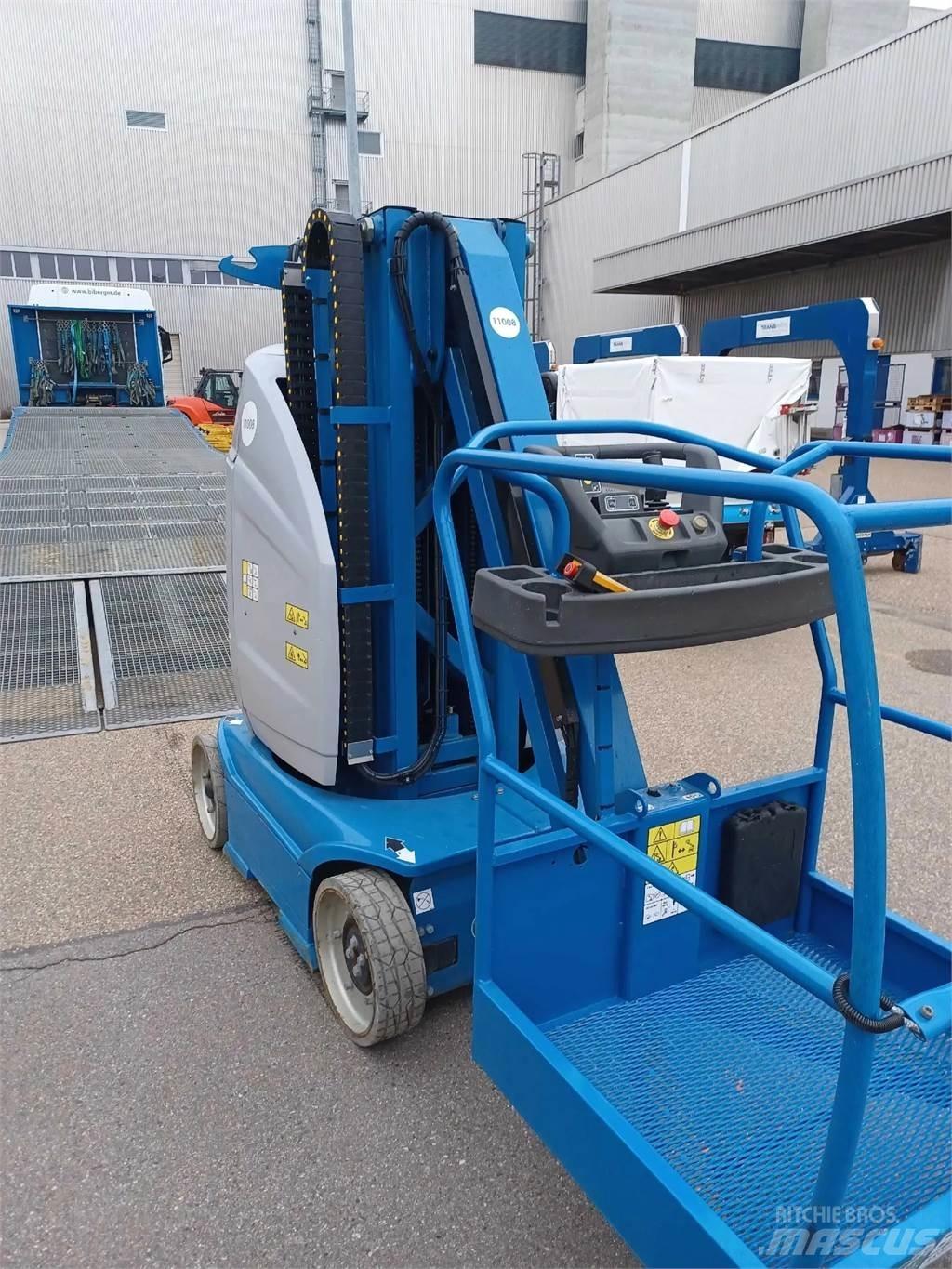JLG Toucan 10E-L Съчленени стрелови подемници