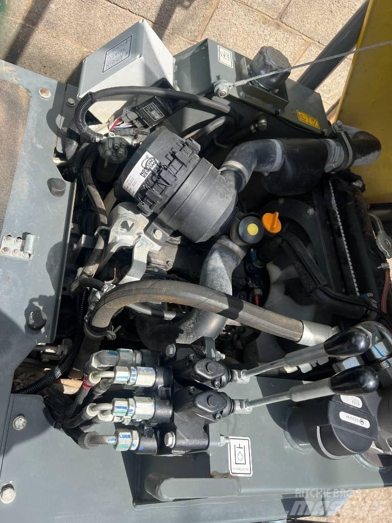 Wacker Neuson 1001 Странични самосвали