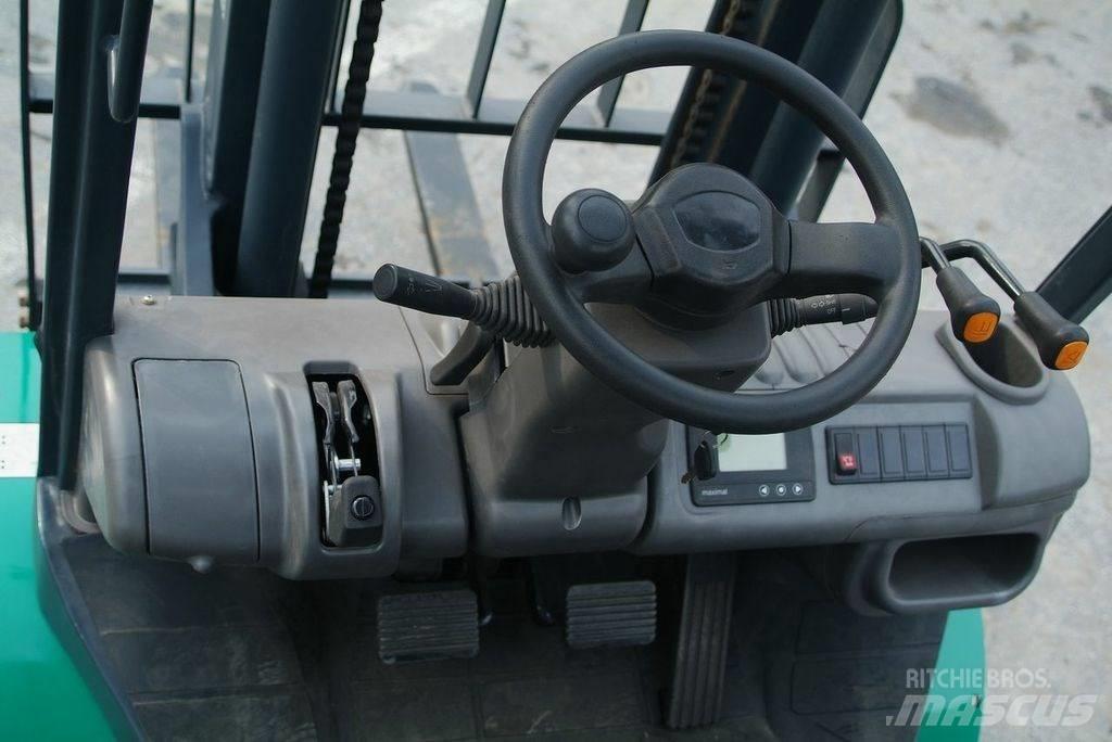 Maximal FD25-A2WV3 Дизелови камиони